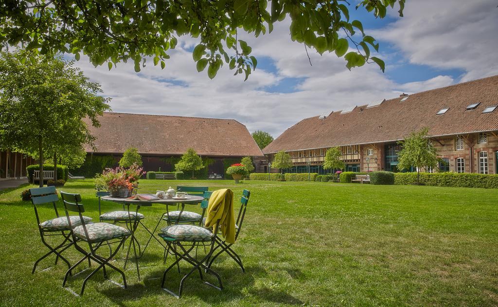 Der Linslerhof - Hotel, Restaurant, Events & Natur Überherrn Exteriör bild